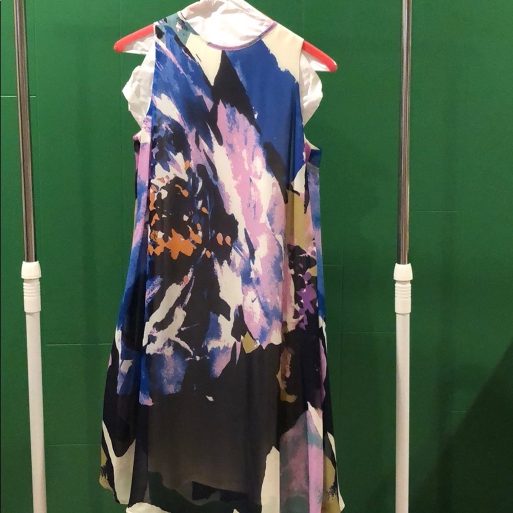 Flowy patterned dress